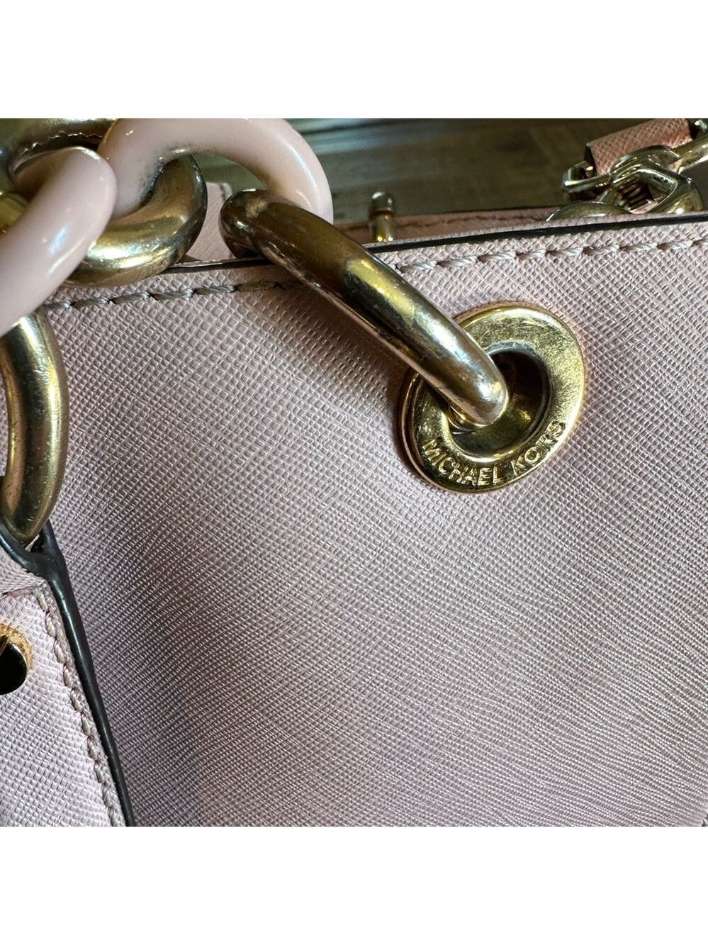 Michael Kors Cynthia Ballet Pink Leather Crossbody Bag - Picture 6 of 8